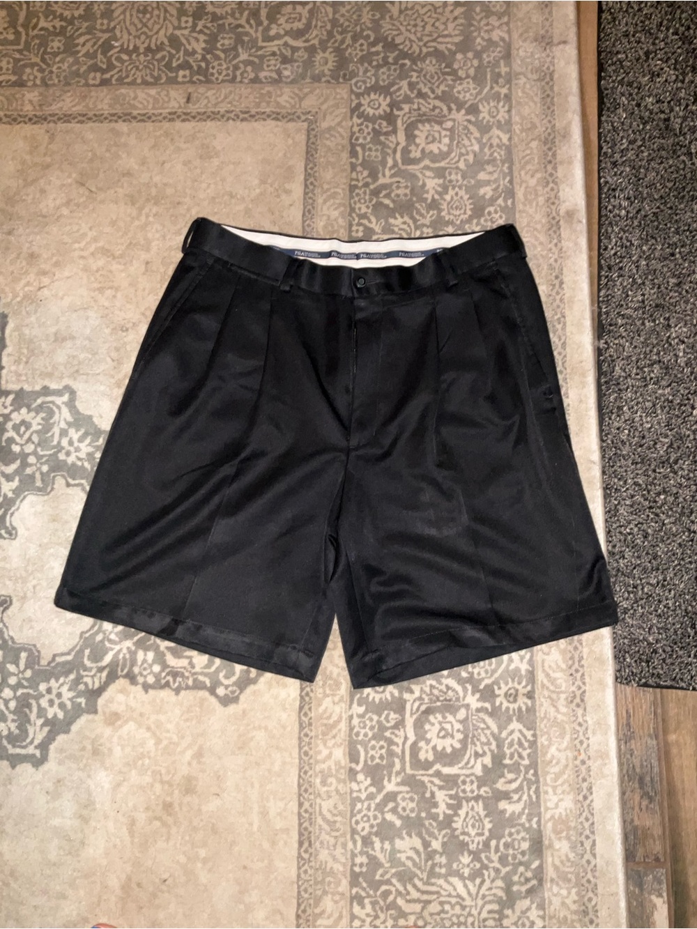 Men’s PGA Tour Black Flat Front Golf Shorts Sz 36